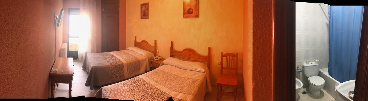 Hotel Restaurante Jarilla Zewnętrze zdjęcie